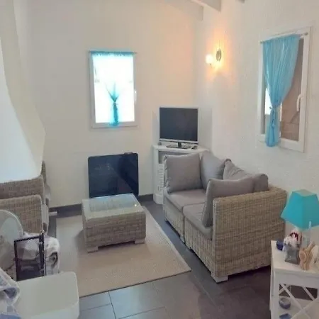 فيلة Proche Centre